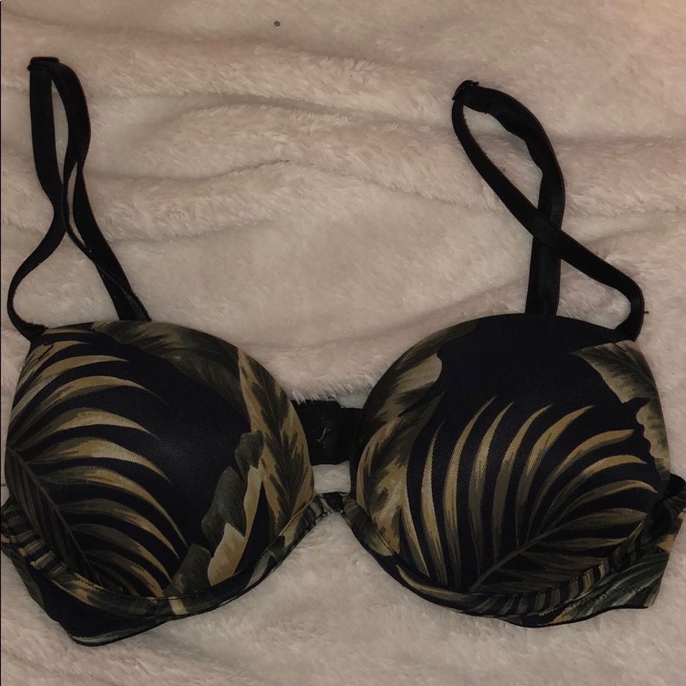 PINK cute leaf patterned bra